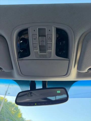 2017 Kia Cadenza Premium