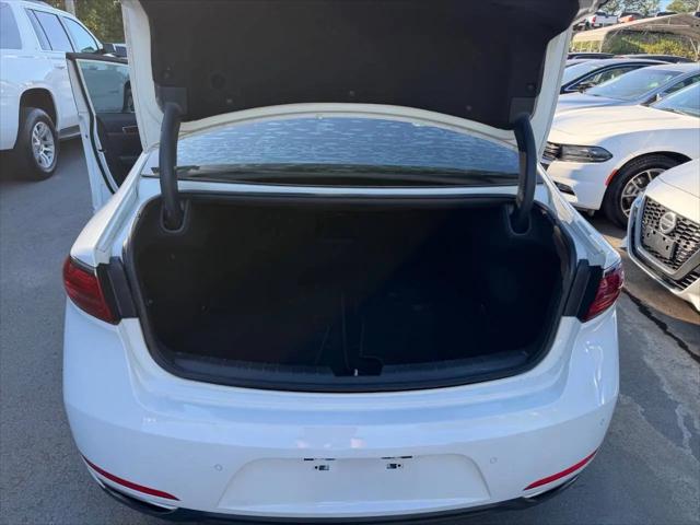2017 Kia Cadenza Premium