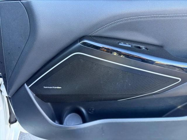 2017 Kia Cadenza Premium