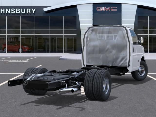 2026 GMC Savana Cutaway 4500 Van