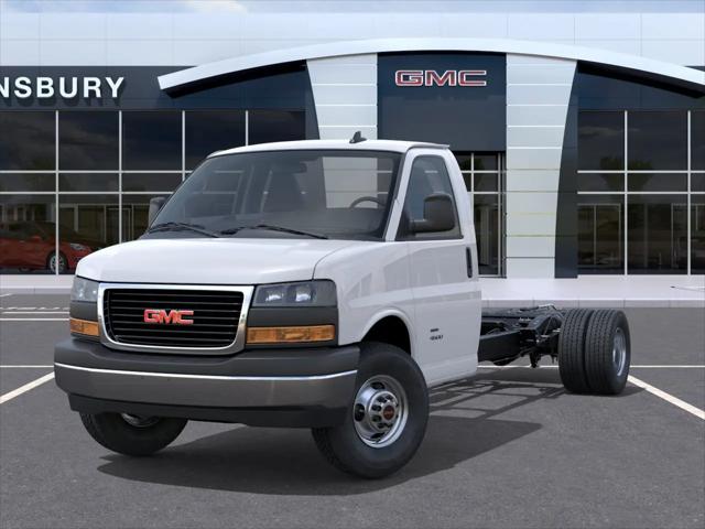 2026 GMC Savana Cutaway 4500 Van