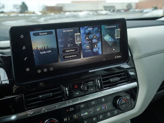 2026 Nissan Pathfinder SL