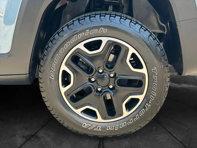 2016 Jeep Renegade Trailhawk
