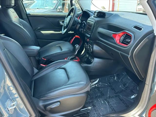 2016 Jeep Renegade Trailhawk