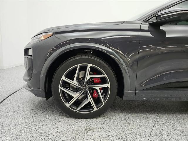 2025 Audi SQ6 e-tron Premium Plus quattro