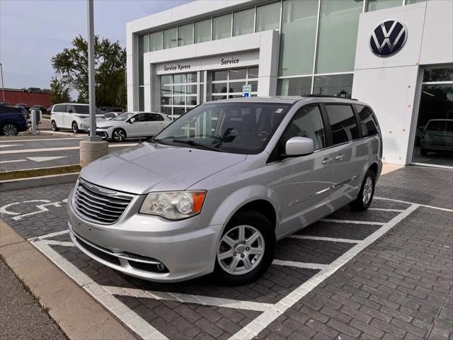 2012 Chrysler Town & Country Touring