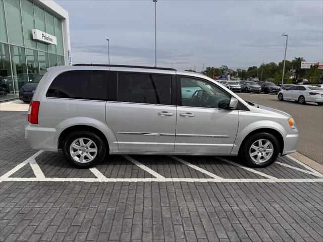 2012 Chrysler Town & Country Touring