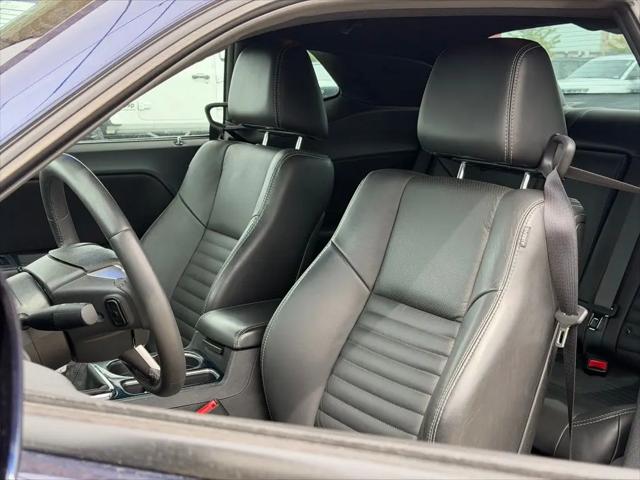 2013 Dodge Challenger R/T Plus