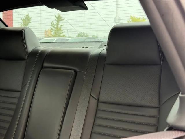 2013 Dodge Challenger R/T Plus