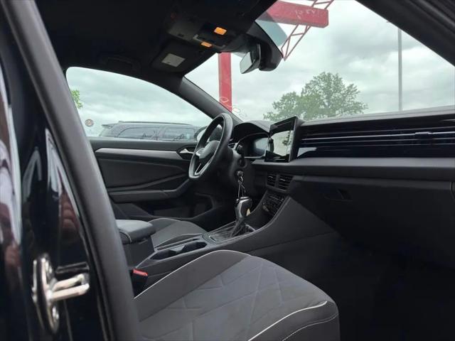 2025 Volkswagen Jetta 1.5T Sport