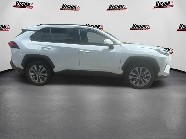 2025 Toyota RAV4 XLE Premium