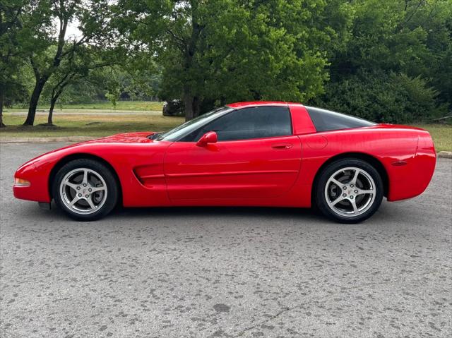 2004 Chevrolet Corvette Base