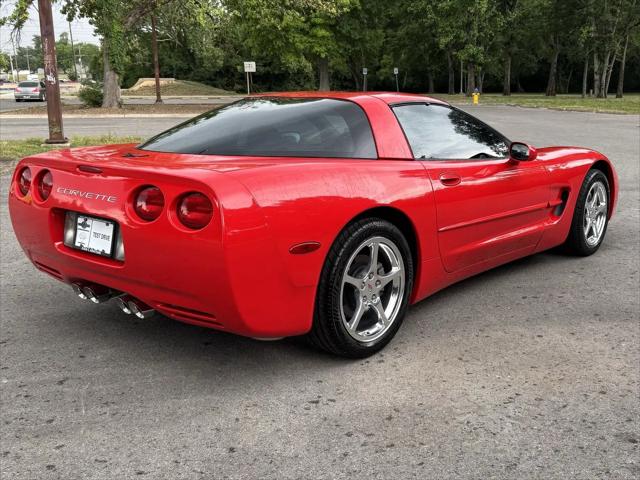 2004 Chevrolet Corvette Base