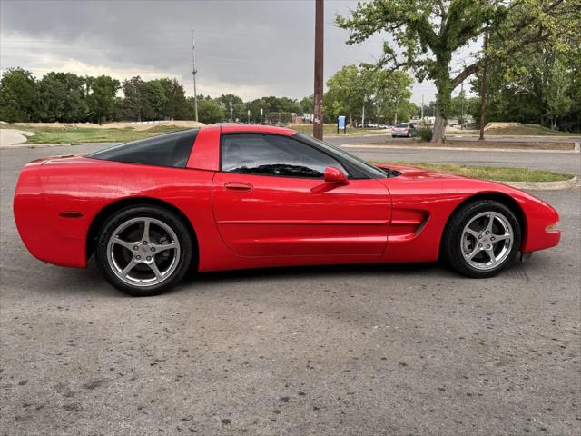 2004 Chevrolet Corvette Base