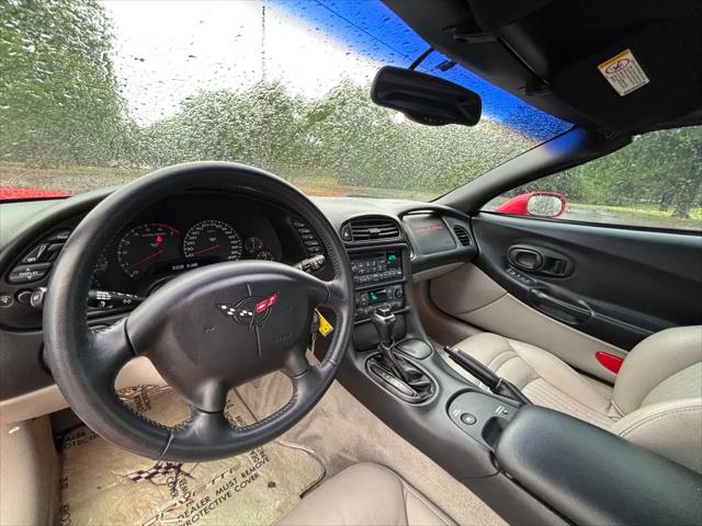 2004 Chevrolet Corvette Base