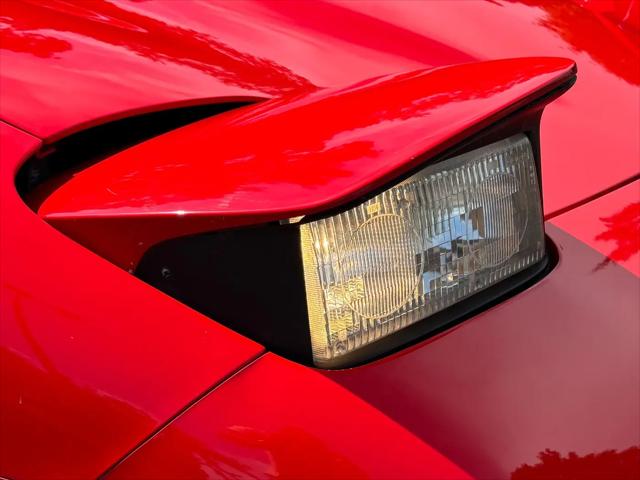 2004 Chevrolet Corvette Base