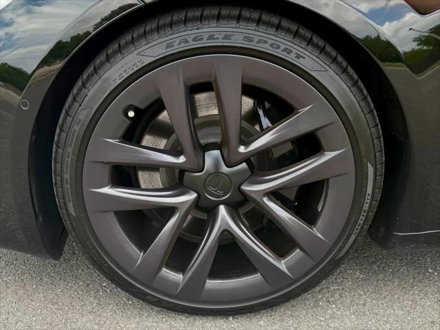 2021 Tesla Model S Plaid Tri Motor All-Wheel Drive
