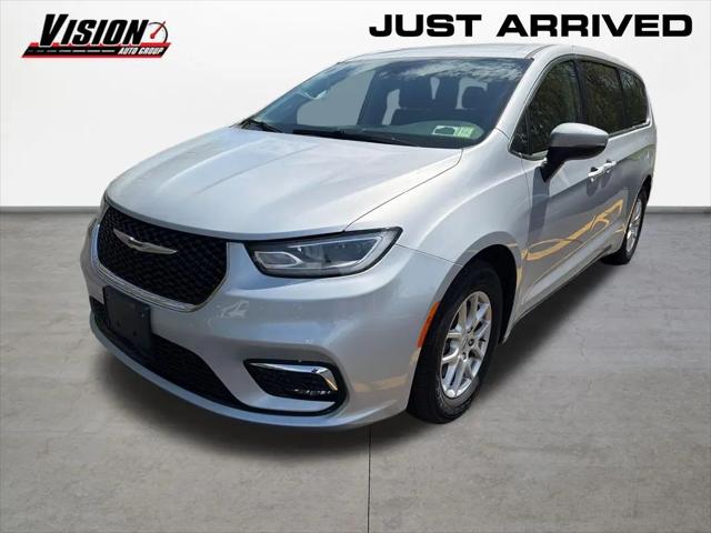2023 Chrysler Pacifica Touring L for sale in Rochester, NY