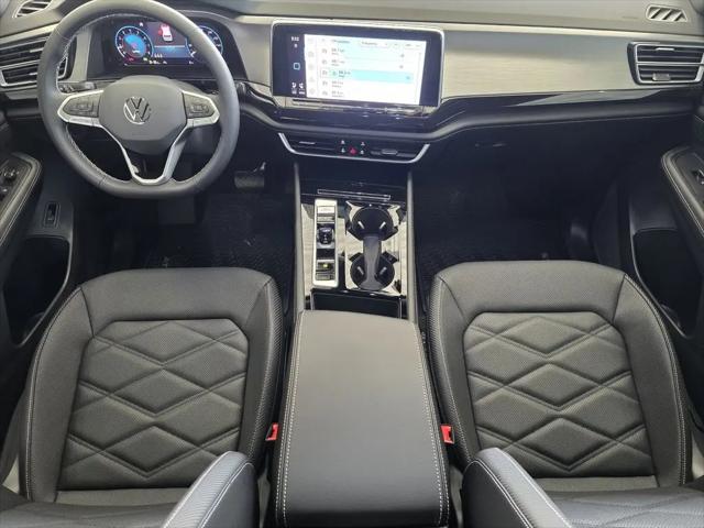 2026 Volkswagen Atlas Cross Sport SE with Technology