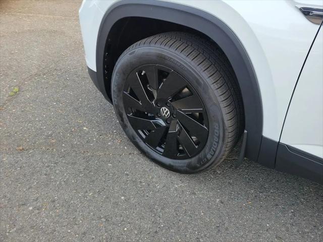2026 Volkswagen Atlas Cross Sport SE with Technology