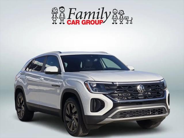 2026 Volkswagen Atlas Cross Sport SE with Technology