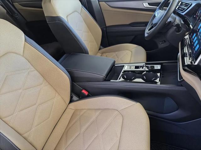 2026 Volkswagen Atlas Cross Sport SE with Technology