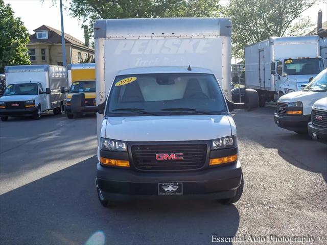 2021 GMC Savana Cutaway Work Van