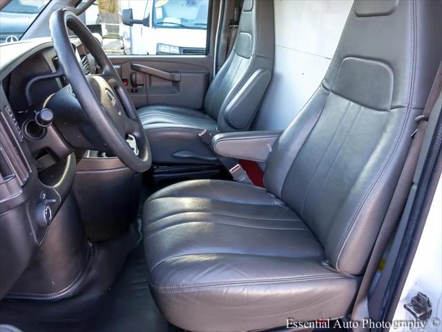 2021 GMC Savana Cutaway Work Van