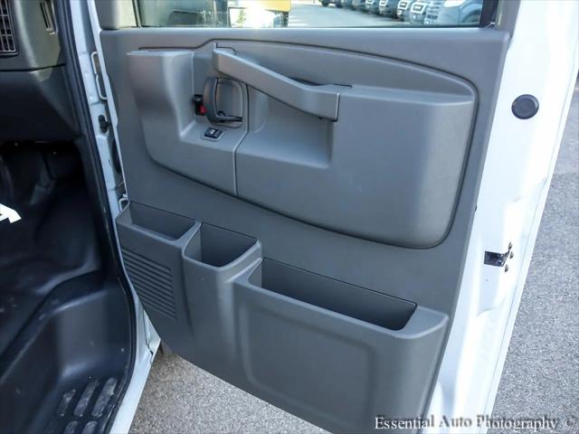2021 GMC Savana Cutaway Work Van