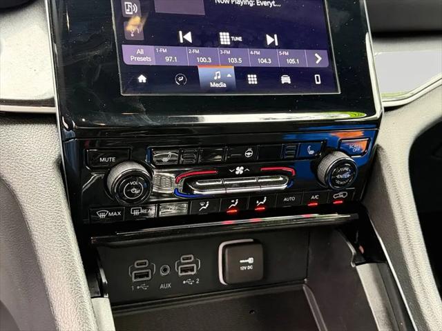 2023 Jeep Grand Cherokee L Altitude 4x4