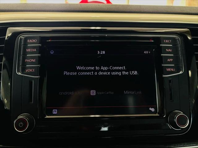 2019 Volkswagen Beetle 2.0T SE