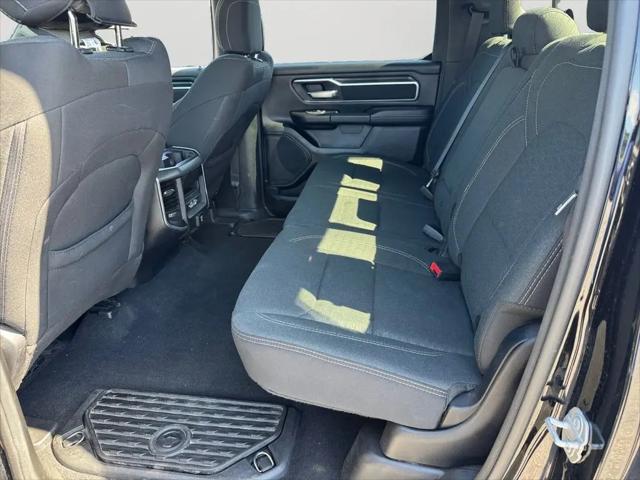 2025 Ram 1500 Big Horn Crew Cab 4x4 5'7" Box