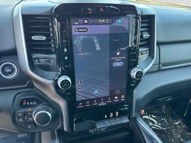 2025 Ram 1500 Big Horn Crew Cab 4x4 5'7" Box