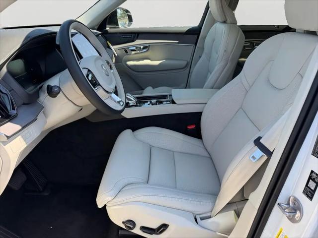 2026 Volvo XC90 Plug-In Hybrid Ultra Dark Theme, T8 AWD, Electric/Gasoline, 7 Seats
