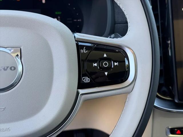 2026 Volvo XC90 Plug-In Hybrid Ultra Dark Theme, T8 AWD, Electric/Gasoline, 7 Seats