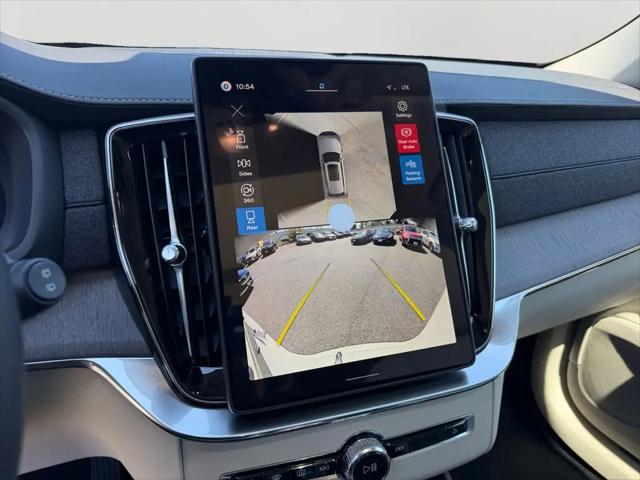 2026 Volvo XC90 Plug-In Hybrid Ultra Dark Theme, T8 AWD, Electric/Gasoline, 7 Seats