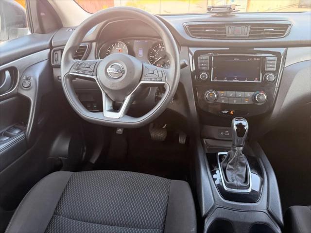2020 Nissan Rogue Sport S FWD Xtronic CVT