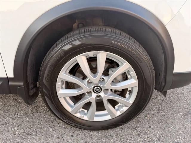 2020 Nissan Rogue Sport S FWD Xtronic CVT