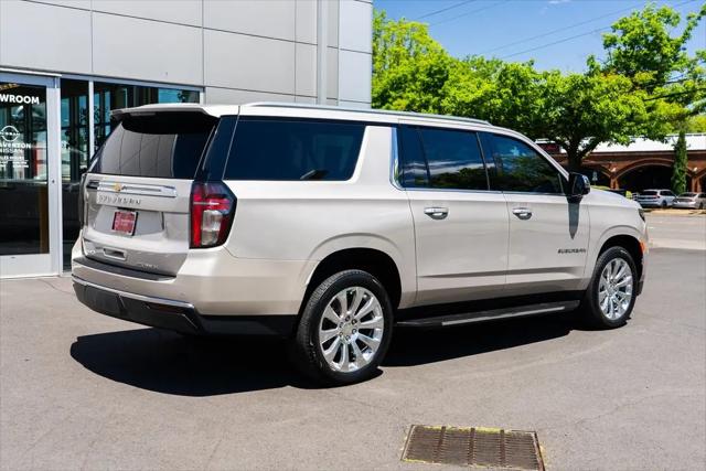 2022 Chevrolet Suburban 4WD Premier