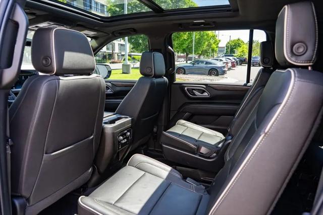 2022 Chevrolet Suburban 4WD Premier