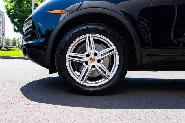 2014 Porsche Cayenne Platinum Edition