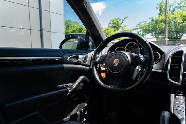 2014 Porsche Cayenne Platinum Edition