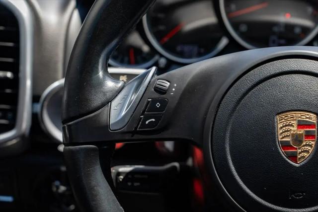 2014 Porsche Cayenne Platinum Edition