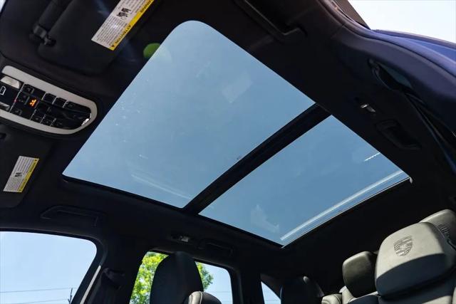 2014 Porsche Cayenne Platinum Edition