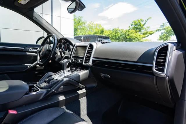 2014 Porsche Cayenne Platinum Edition