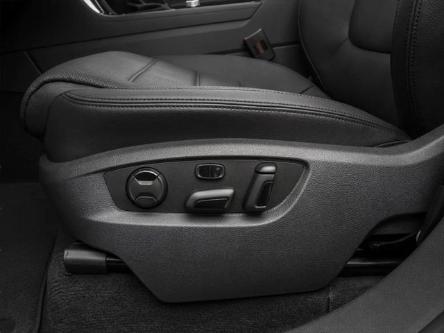 2016 Volkswagen Touareg VR6 Lux