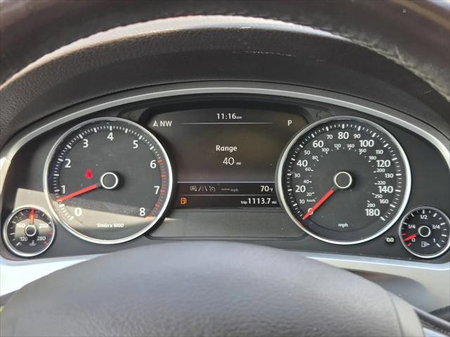 2016 Volkswagen Touareg VR6 Lux
