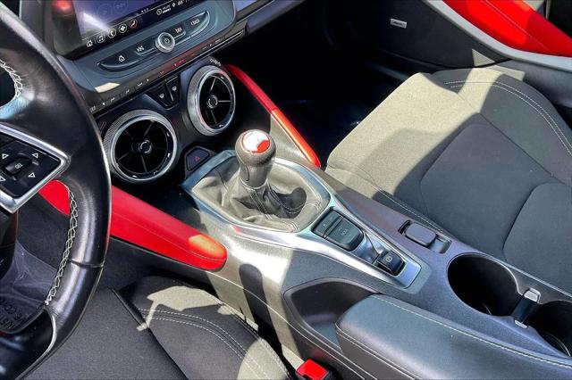 2023 Chevrolet Camaro RWD Convertible LT1