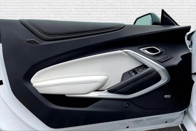 2023 Chevrolet Camaro RWD Convertible 2SS