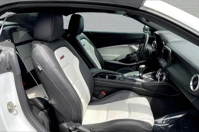 2023 Chevrolet Camaro RWD Convertible 2SS